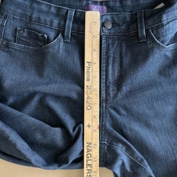 NYDJ NOT YOUR DAUGHTER’S JEANS Size 6-8 With Flattering Lift/Tuck Technology - Picture 9 of 12